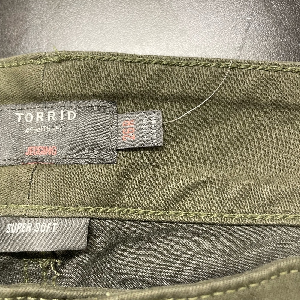 Torrid- Stretch Multi Zip Jegging - Picture 7 of 7